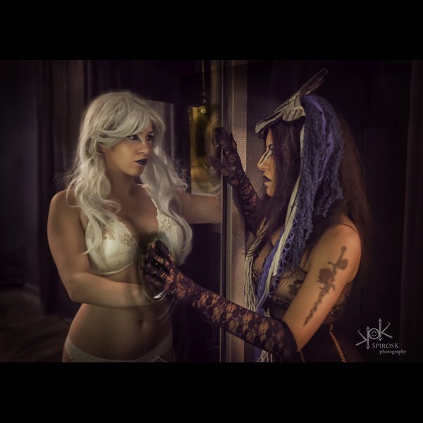 Ailiroy and Yvaine Dazzling as Kindred Boudoir