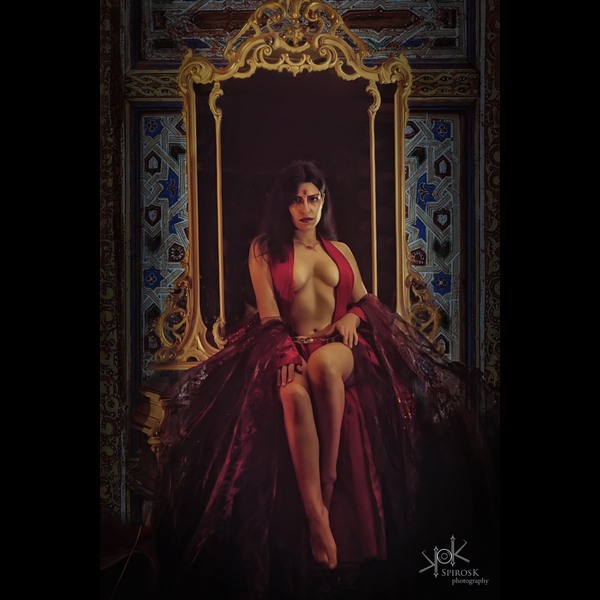 Ailiroy as Kaileena in a boudoir shoot
