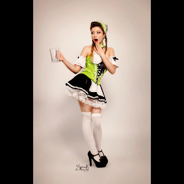 Bavarian pinup: 2014