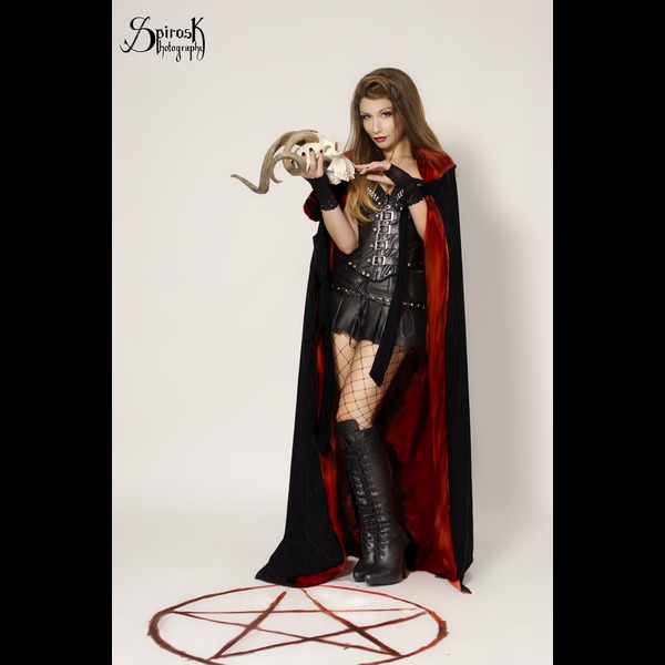 Pagan pinup: 2013: 