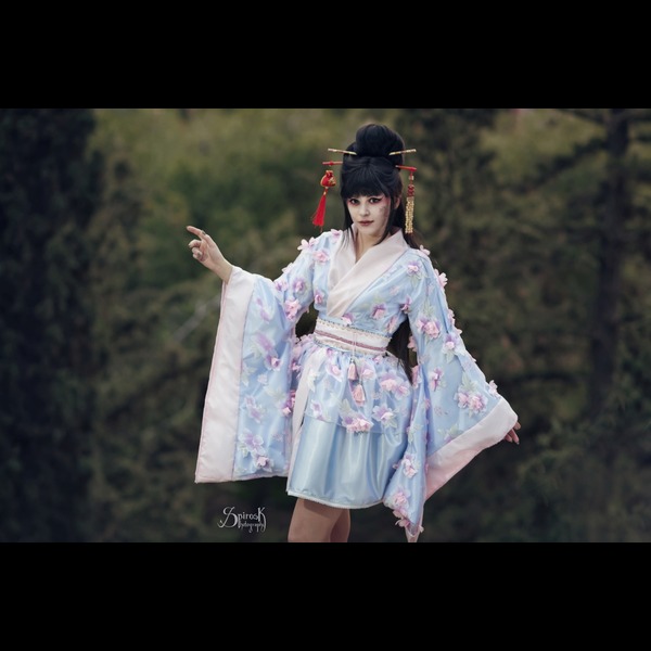 Ailiroy's Modern Kimono