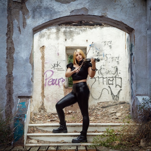 Violinist in the Ruins (2023)