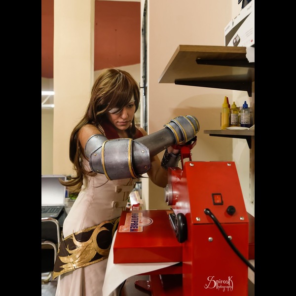Ailiroy, Beatrix, Graphic Designer