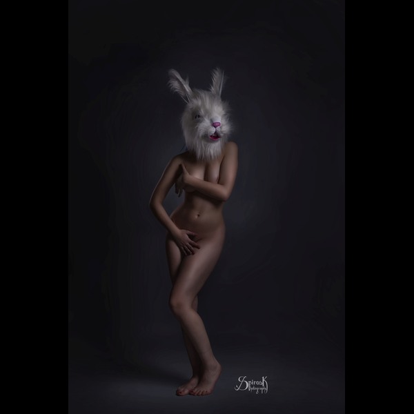 Nude Bunny