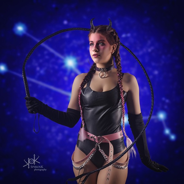 Latex Taurus (2020)