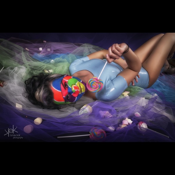 Latex Lollipop (2017)