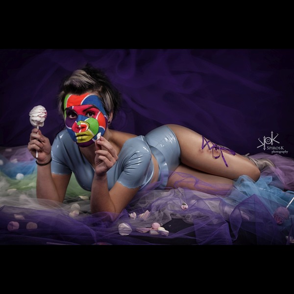 Latex Lollipop (2017)